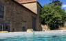 maison vue piscine - Crédits photo : A.L. Burignat