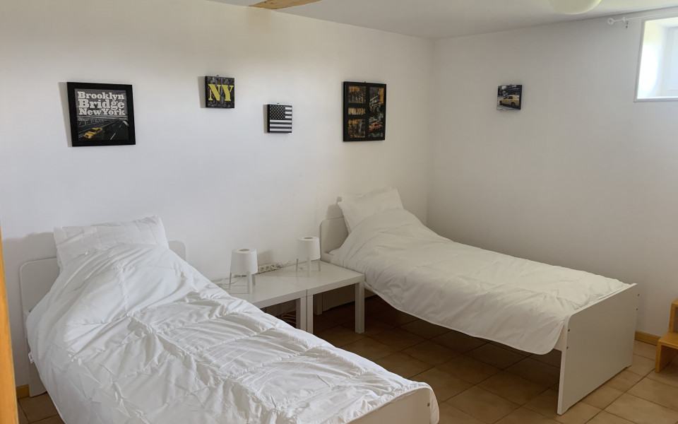 Chambre 2 (lits 90x200) - Crédits photo : Entre deux eaux/TRAPPENIERS Cindy
