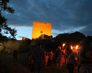 Visite nocturne du village médiéval
