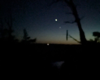 Observation de l'éclipse en musique