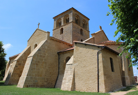 Visite commentée de l'église romane, site clunisien