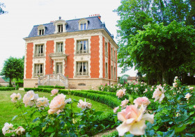 Chambres d'Hôtes  " Château de la Chaix "